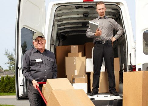 Self storage facility in Burroughs with secure units