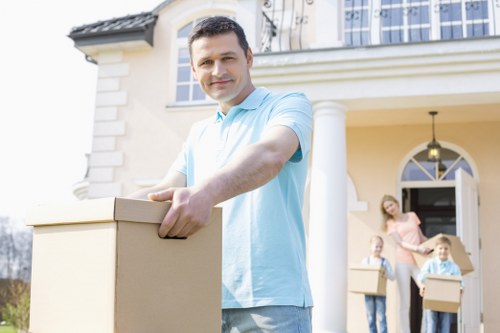 Customer booking and confirmation process for storage services